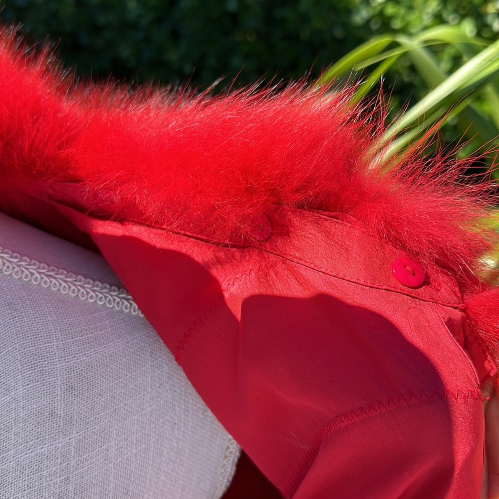 LINDA RICHARDS LUXURY RED SILK AND DYED FOX REVERSIBLE LIGHTWEIGHT COAT … - Picture 7 of 16